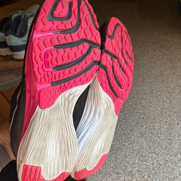 Nike runners - Picture 2 of 3